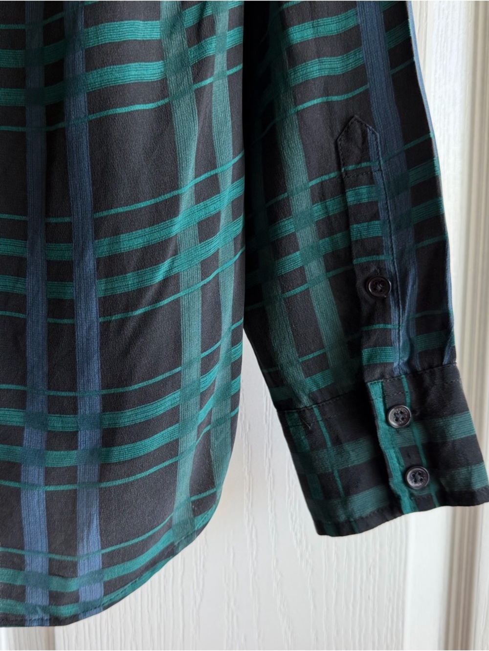 EQUIPMENT Slim Signature Silk Blouse - Picture 7 of 10